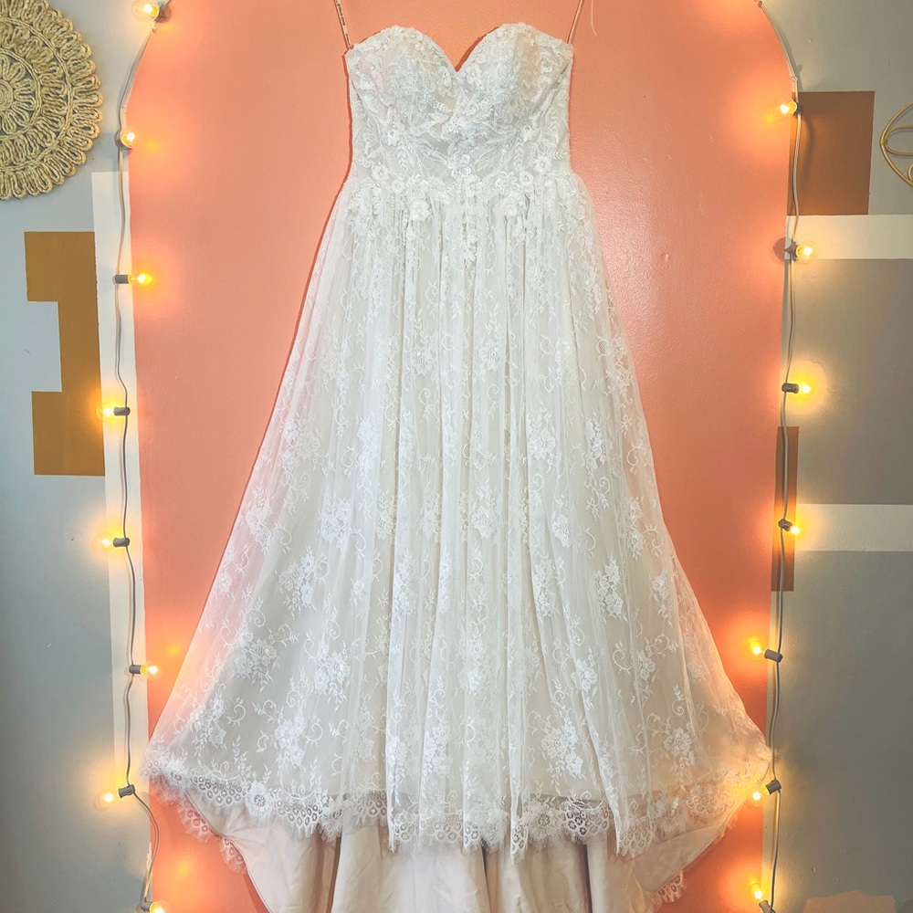 Maggie Sottero Wedding Dress